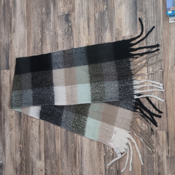 Free People Coming Home Plaid Scarf - Picture 1 of 5